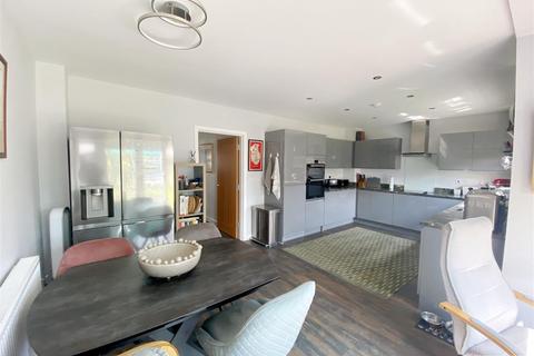 4 bedroom detached house for sale, Market Mews, Seabrook Orchards, Exeter