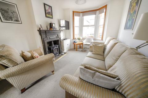 74 Raynton Road, Enfield, EN3 6BS
