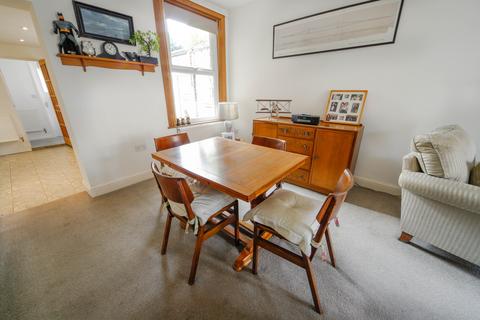 74 Raynton Road, Enfield, EN3 6BS