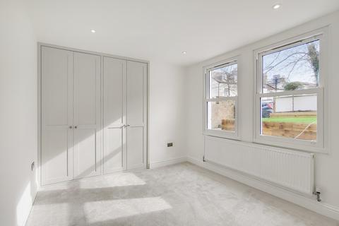 Flat 1, 2 Moreton Road, South Croydon, CR2 7DL