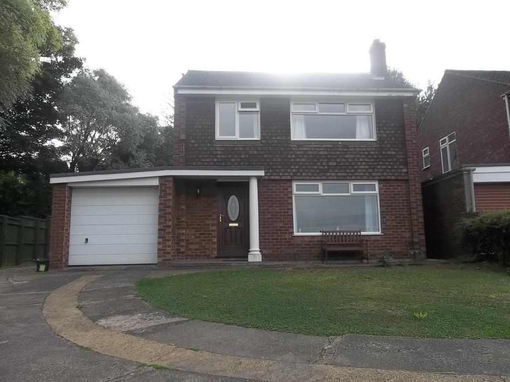 Cliff Closes Road, Scunthorpe 3 bed detached house £650 pcm (£150 pw)