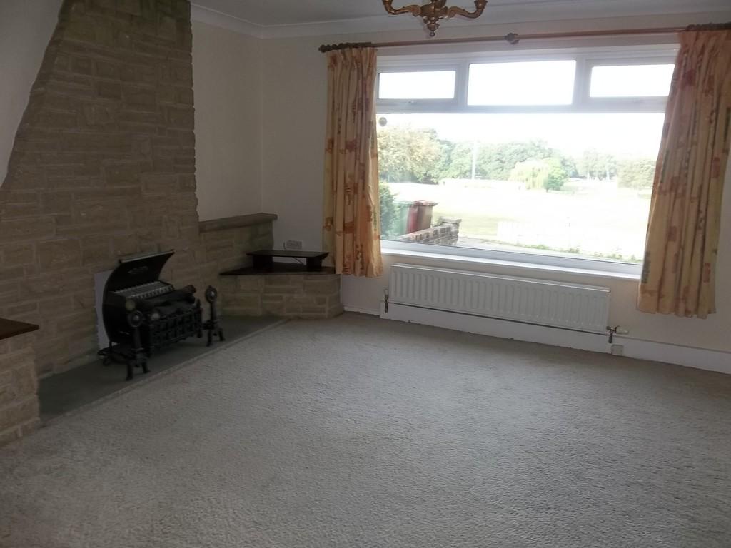 Cliff Closes Road, Scunthorpe 3 bed detached house £650 pcm (£150 pw)