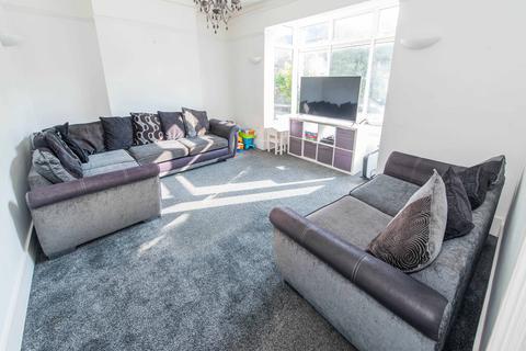 31 Park Road, Wallington, SM6 8AA