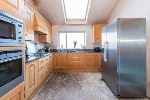 31 Park Road, Wallington, SM6 8AA