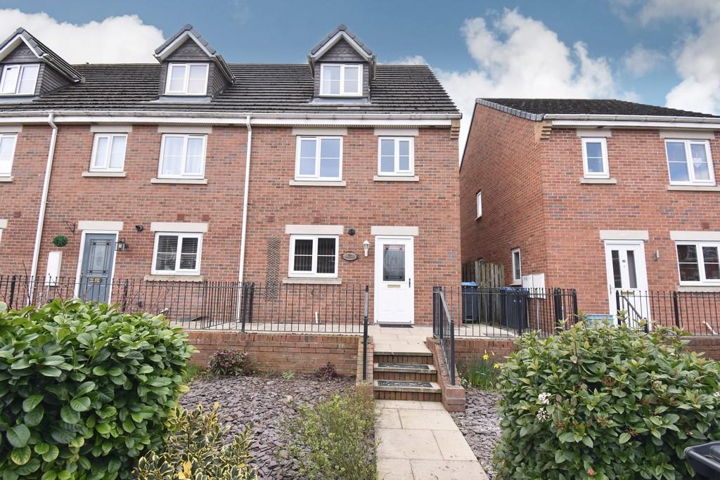 Springwell Lane, Northallerton 4 bed townhouse £875 pcm (£202 pw)