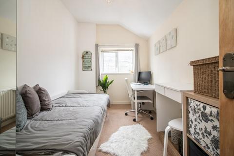 12 Cardiff Road, Glan Y Llyn, Cardiff, CF15 7QD