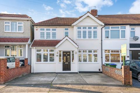 42 Cowper Close, Welling, DA16 2JT