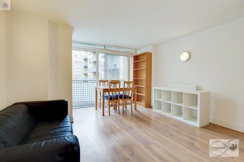 2 bedroom apartment to rent, Cassilis Road, London E14