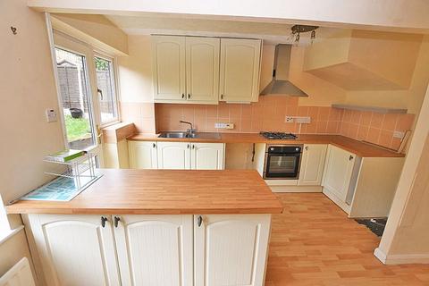 3 bedroom detached house to rent, Cheviot Gardens, Downswood ME15