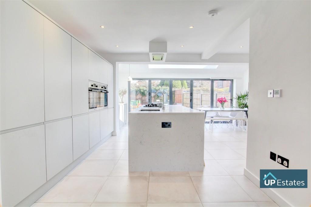 Melton Road, Leamington Spa 4 bed semidetached house £500,000