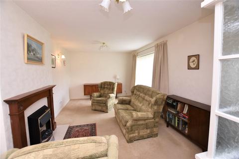 8 Abbeydale Grove, Leeds, LS5 3RE