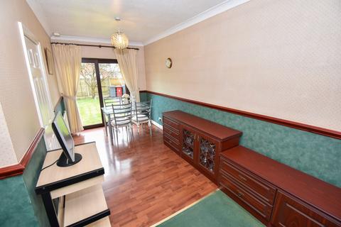 20 Askrigg Close, Blackpool, FY4 5RE