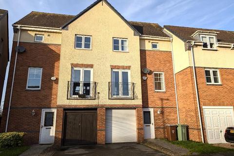 3 bedroom townhouse to rent, Plantin Road, Carrington Point, Nottingham, NG5 1QT