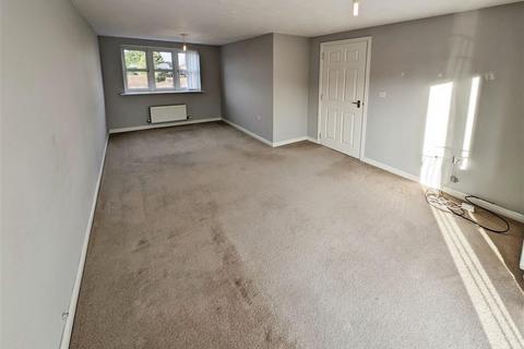 3 bedroom townhouse to rent, Plantin Road, Carrington Point, Nottingham, NG5 1QT