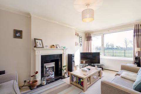 28 Allanson Grove, York, YO24 4PB