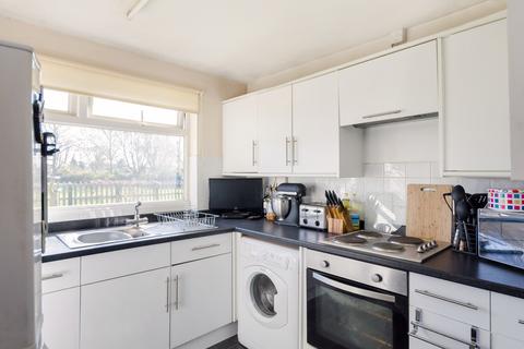 28 Allanson Grove, York, YO24 4PB