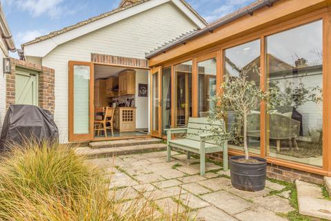 Ashbrook Burlow Close, Birdham, Chichester, PO20 7ES