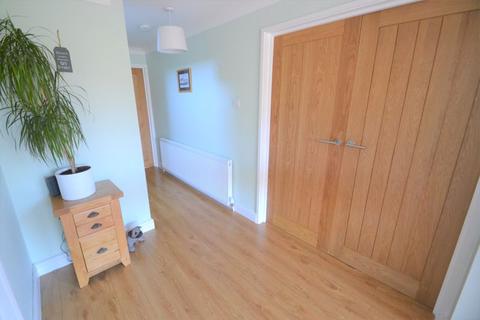 4 Davenport Close, Wirral, CH48 2JU