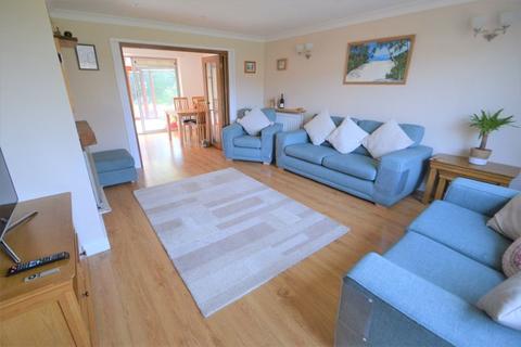 4 Davenport Close, Wirral, CH48 2JU