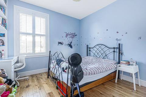 65 Craigton Road, London, SE9 1QE