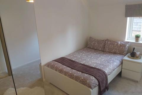 24 Beeches Close, London, SE20 8ED