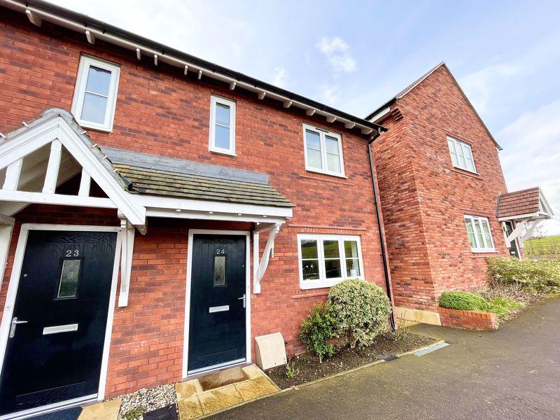 Dowling Drive, Pershore 2 bed semidetached house £60,000