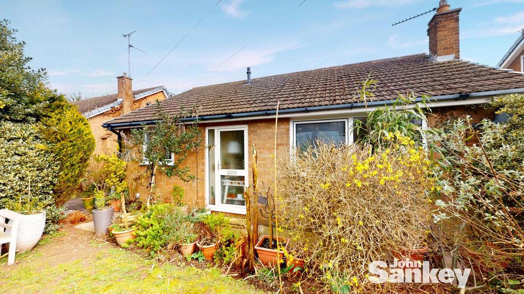 High Tor, Skegby 2 bed detached bungalow £160,000