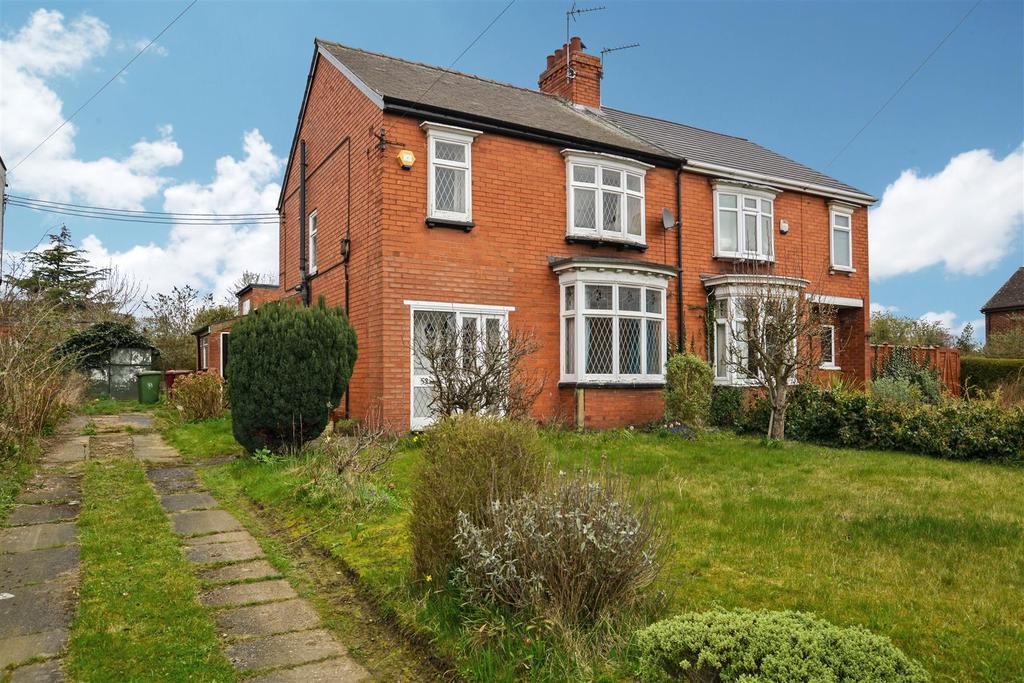 Old Brumby Street, Scunthorpe 3 bed semidetached house for sale £120,000