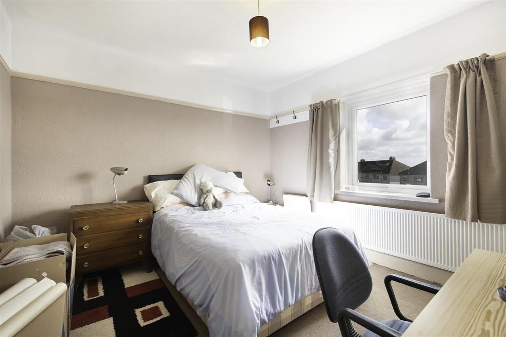 Bed 3.jpg