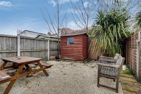 15 Poplars Road, London, E17 9AT