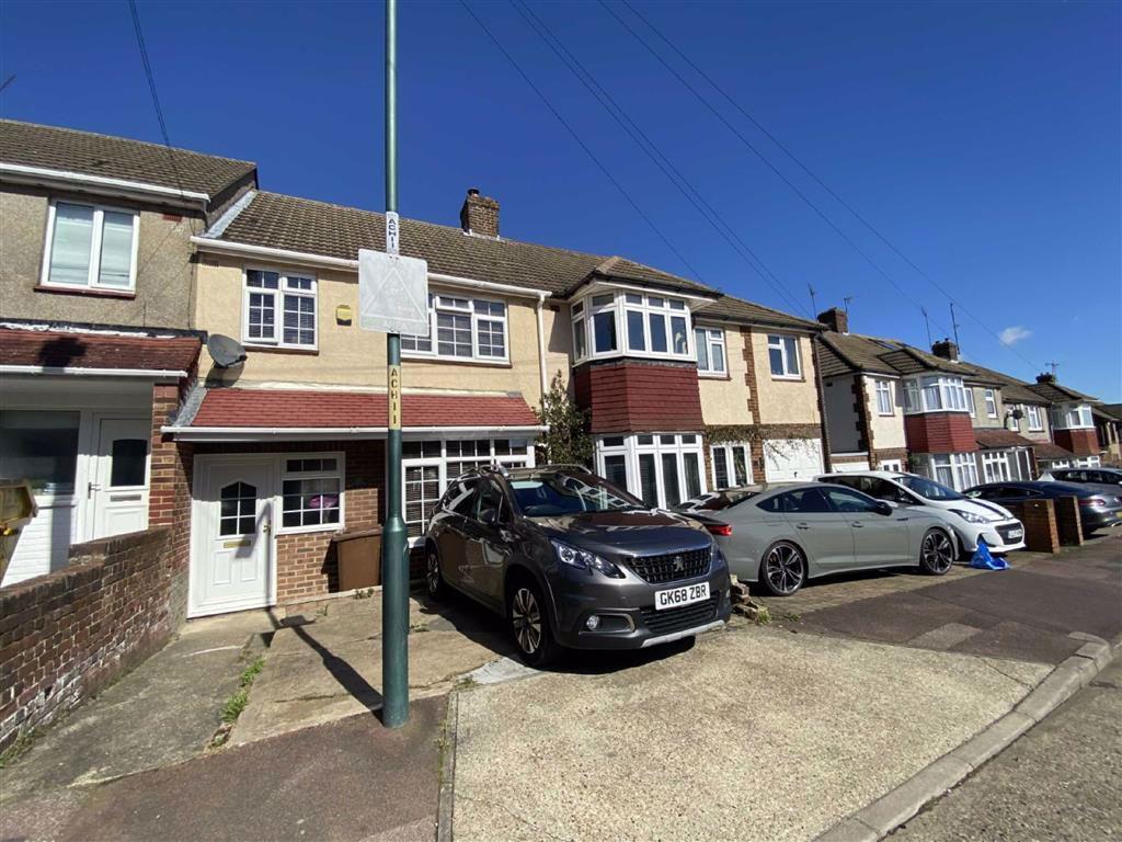 Allington Drive, Strood, Rochester 3 bed terraced house £300,000