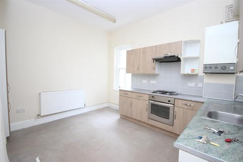 30 Blackall Road, Exeter, EX4 4HE