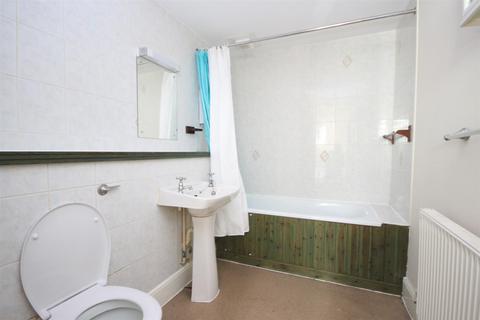 30 Blackall Road, Exeter, EX4 4HE