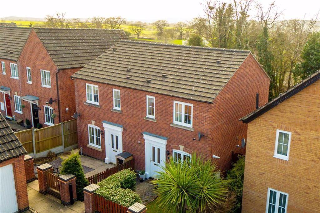 Churchfields, St. Martins, Oswestry, SY11 3 bed semidetached house £