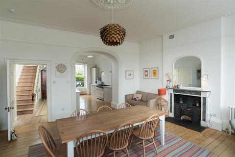 5 The Paragon, Bristol, BS8 4LA
