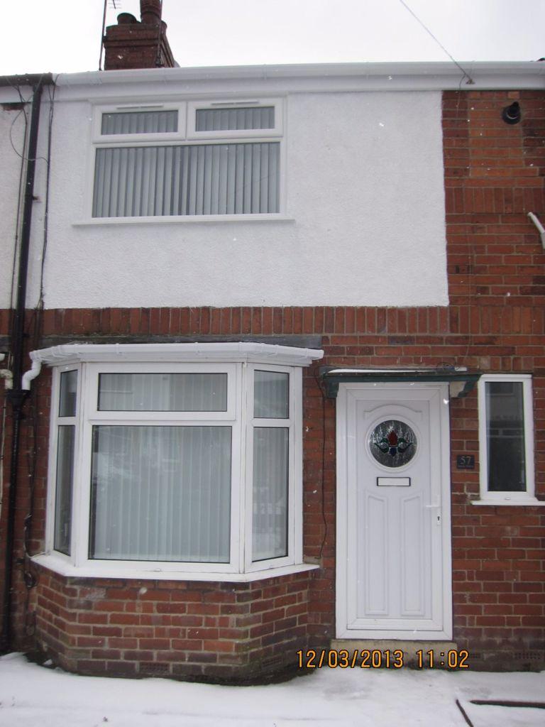 57 Louis Drive, Hull, HU5 5NZ 2 bed terraced house £525 pcm (£121 pw)