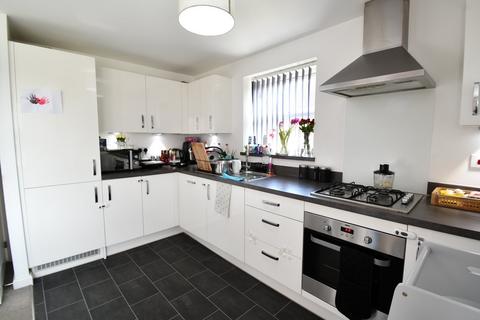 2 bedroom flat for sale, Martell Drive, Kempston, Bedford, MK42