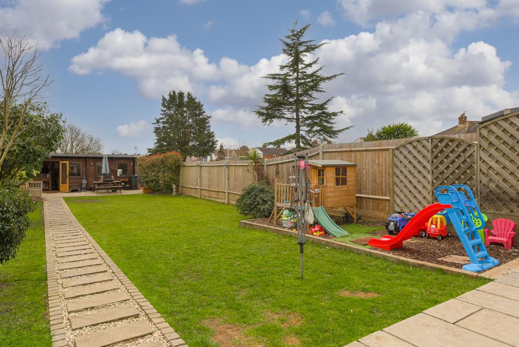 (Rightmove)  (22 of 27).jpg
