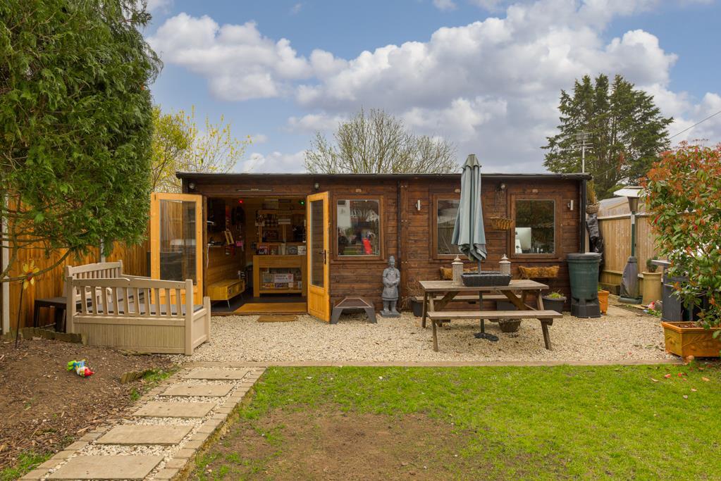 (Rightmove)  (23 of 27).jpg