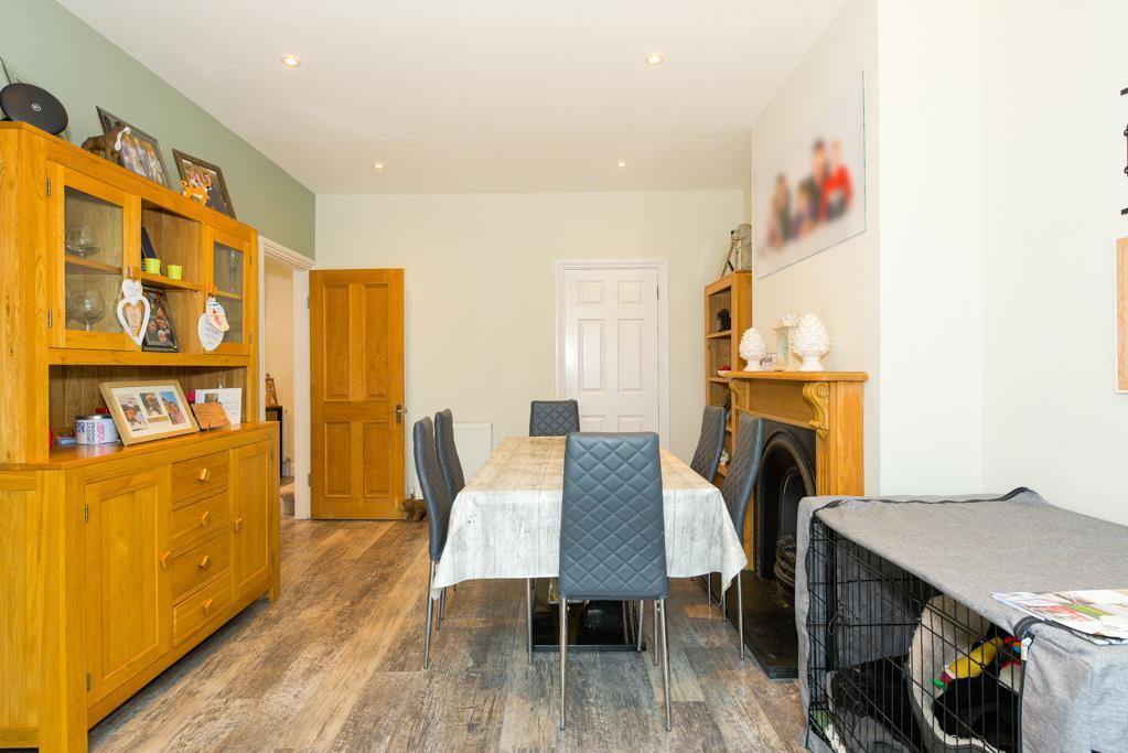 (Rightmove)  (7 of 27).jpg