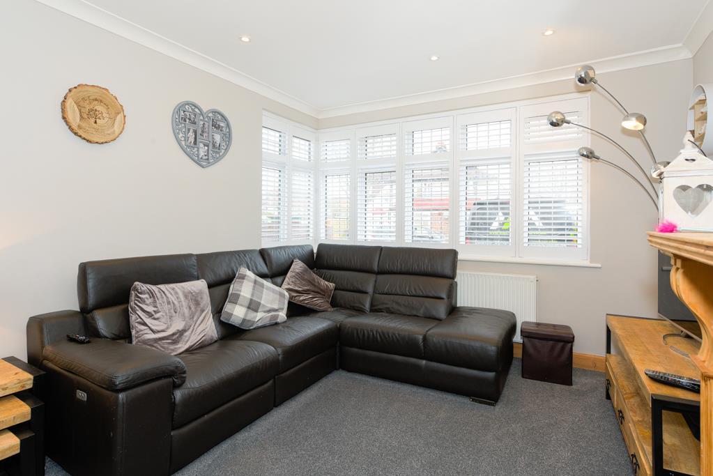 (Rightmove)  (10 of 27).jpg