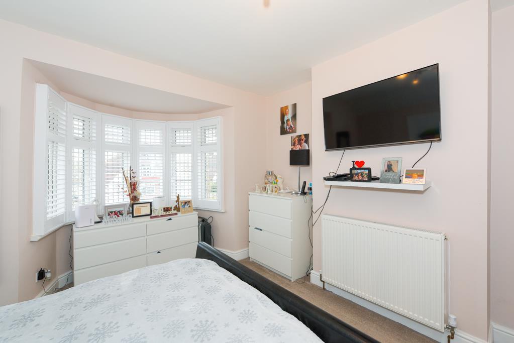 (Rightmove)  (16 of 27).jpg