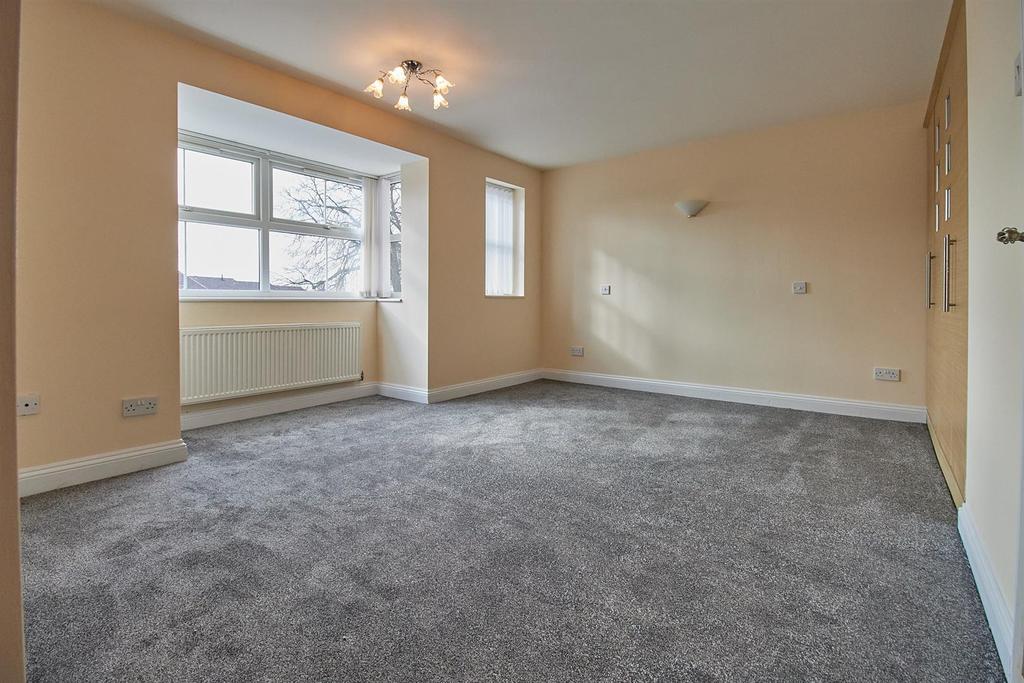 Brandon Road, Hinckley 4 bed detached house £280,000