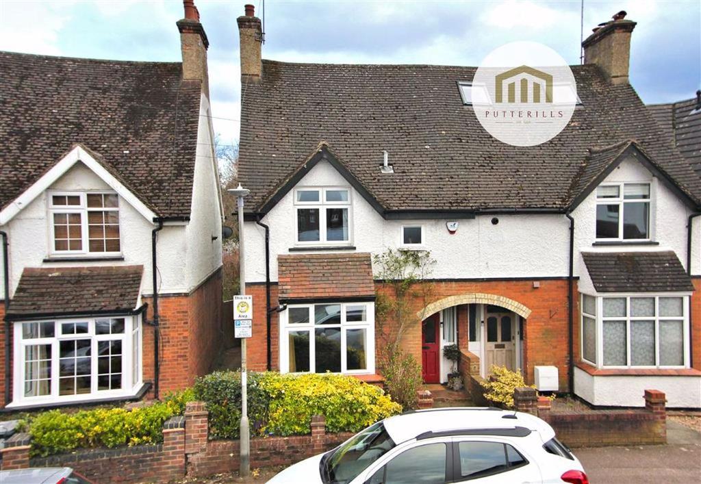 Milestone Road, Knebworth SG3 6DA 3 bed semidetached house £475,000
