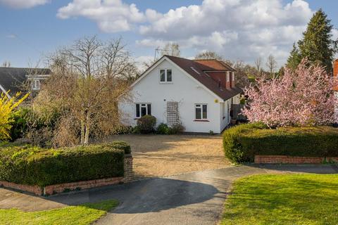5 Stag Leys, Ashtead, KT21 2TD