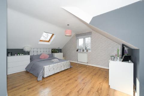 5 Stag Leys, Ashtead, KT21 2TD