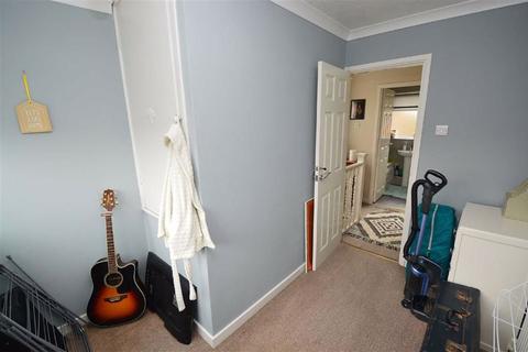 26 Attfield Drive, Whetstone, Leicester, LE8 6NE