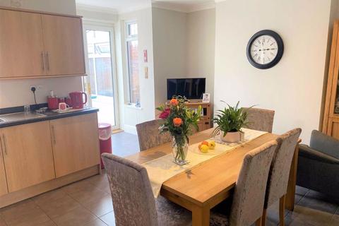 314 Gladstone Road, Barry, CF63 1NH
