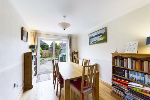 2 Grayling Close, Abbeymead, Gloucester, GL4 5ED