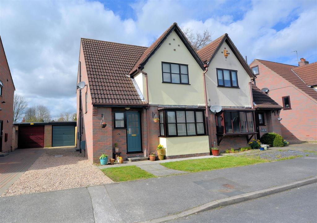 The Shrubberies, Cliffe, Selby 3 bed semidetached house £249,000